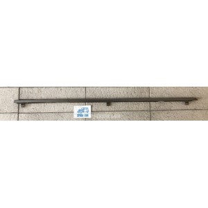 TRIM OUTSIDE WINDOW  USED LEFT EACH