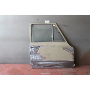 DOOR USED FRONT RIGHT RESTORED  ( 2  MODEL)