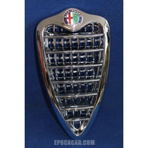 ALFA 1900 FRONT CENTRE HEARTH COMPLETE OF GRILL AND EMBLEM 