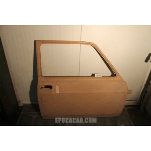 128 2 DOORS   RIGHT FRONT DOOR   4413935