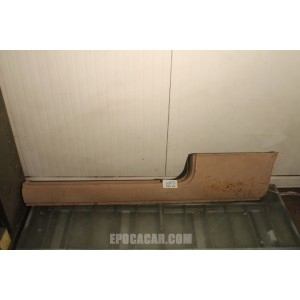127  LEFT DOOR SILL