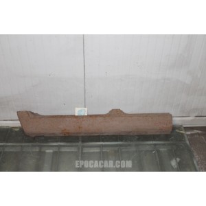 UNDERDOOR HALF RIGHT