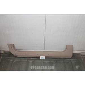 600 E  LEFT DOOR-SILL
