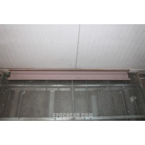 1100  103     LEFT DOOR-SILL
