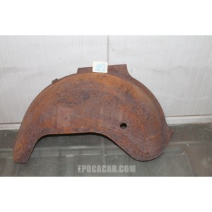 1100  (?)   WHEEL HOUSING  ( LEFT OR RIGHT ?)