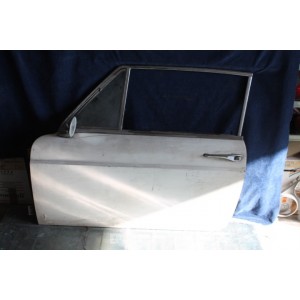 FLAVIA COUPE' 2000   USED LEFT DOOR WITH GLASS AND DRIVING MIRROR