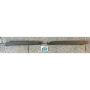  ALFA ROMEO 2600 SPIDER TOURING PROFILI FRONTALE  DRITTI  PRESA ARIA  CROMATI (COPPIA) NON INOX  sono necessarie 3 coppie x auto