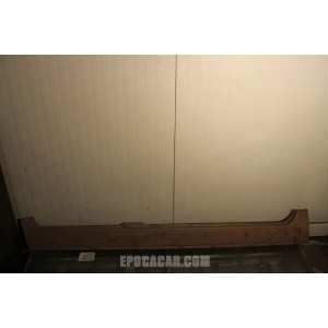 124-125 UNDER DOOR RIGHT WITH HOLES 