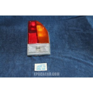 BETA SEDAN 2°S.  REAR RIGHT TAILIGHT   CARELLO