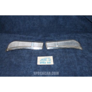 GT 2°S.   COPPIA PLASTICHE BIANCHE PER FANALINI ANT. OLSA