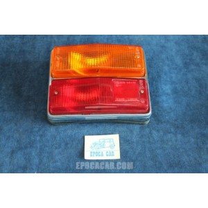 124 SEDAN '71  REAR RIGHT LIGHT   STARS